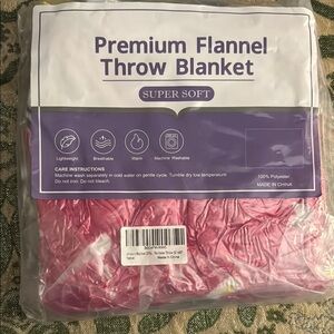 Source Unknown Pink Flannel Blanket Cozy Bedding